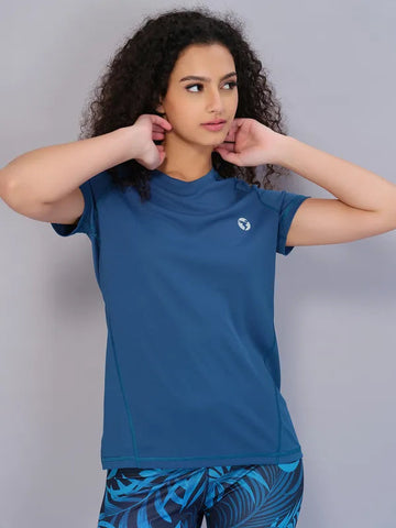 W105 Women Solid Slim Fit Crew Neck T-shirt with TECHNO COOL | Teal