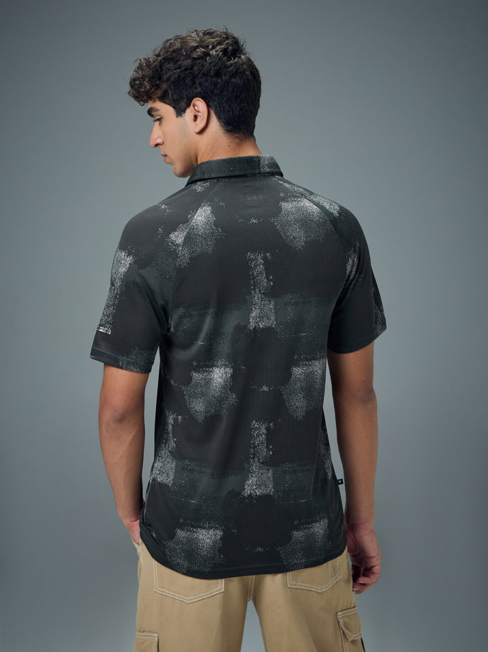 OR821 Men Printed Slim Fit Polo T-shirt with TECHNOCOOL+ | Ebony smudge