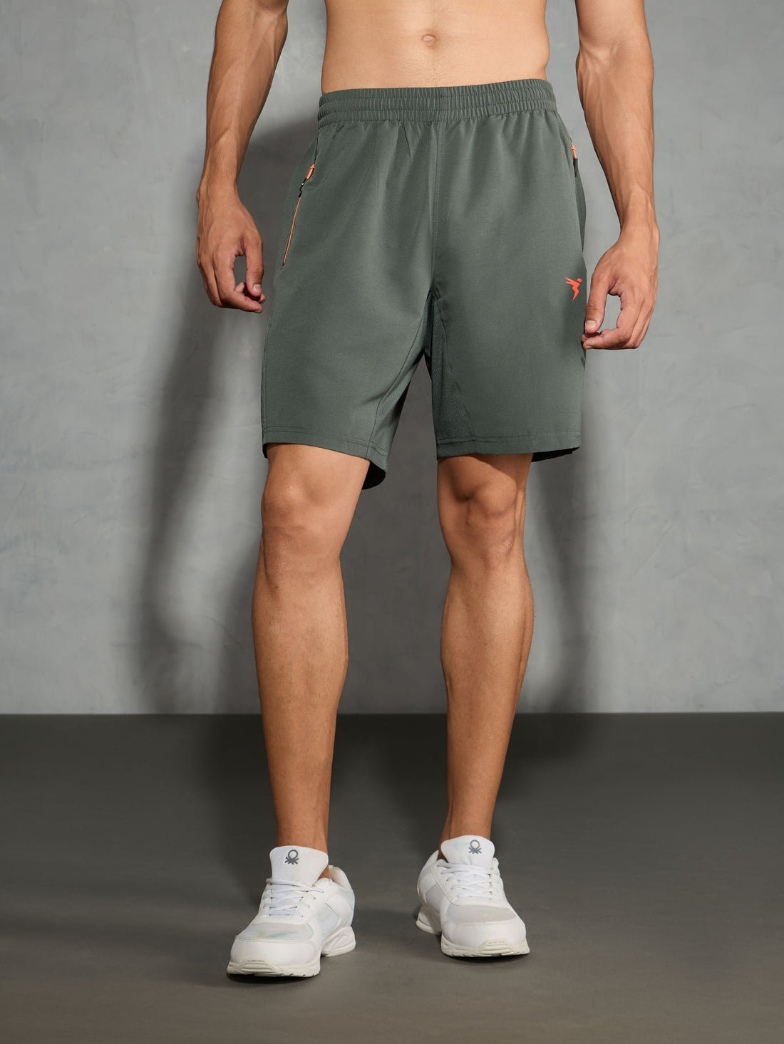 OR46 DOOM| FEATHER LIGHT SHORTS TREKKING GREEN
