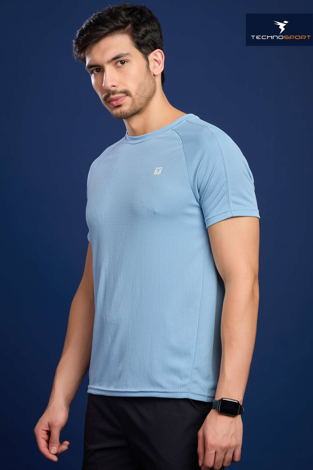 P884 MEN SOLID CREW NECK HALF SLLEVE | ICE BLUE