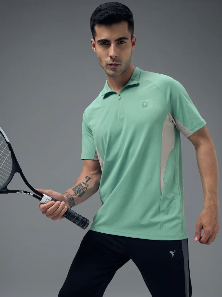 P922 Men Colorblock Slim Fit Mock Neck Sports T-shirt with COTFLEX | LAKE GREEN