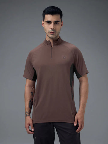 P922 Men Colorblock Slim Fit Mock Neck Sports T-shirt with COTFLEX | OX BLOOD RED